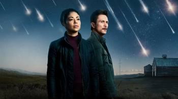 Постер Обломки 2 сезон 1 серия